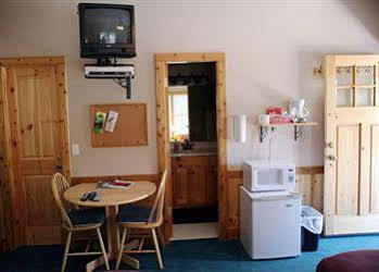 Terrapin Peak Bed Breakfast & Beyond Cookson Exterior photo